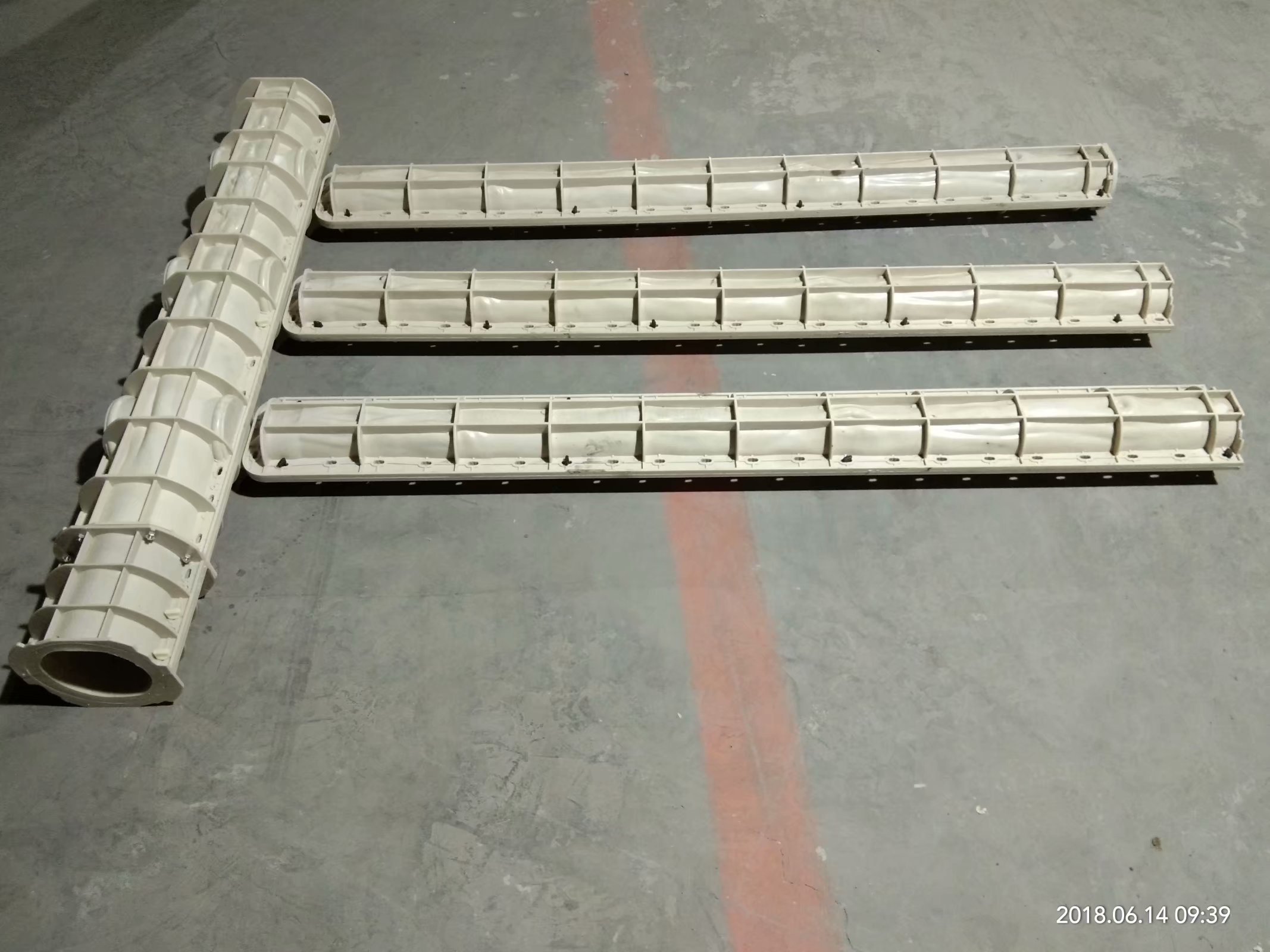 仿藤護欄模具（jù） (1).jpg