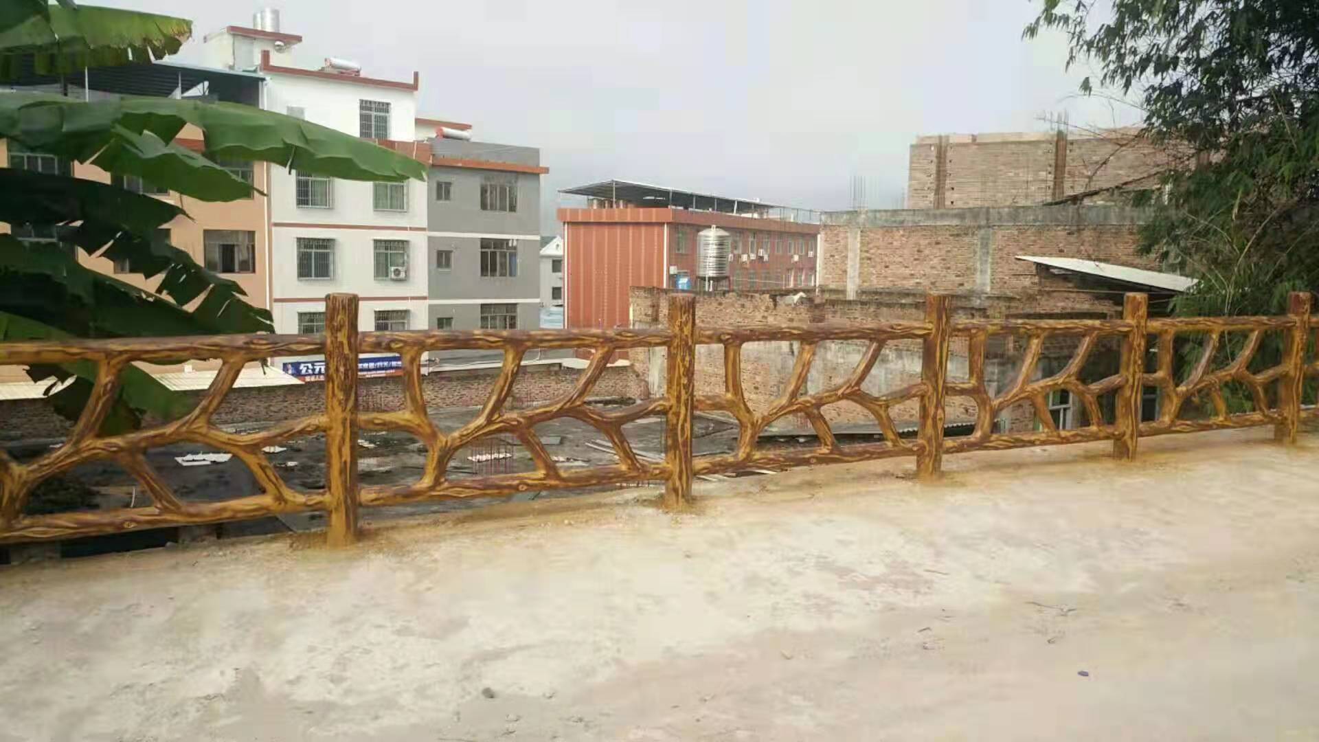 1.8米仿藤（téng）護欄 (3).jpg