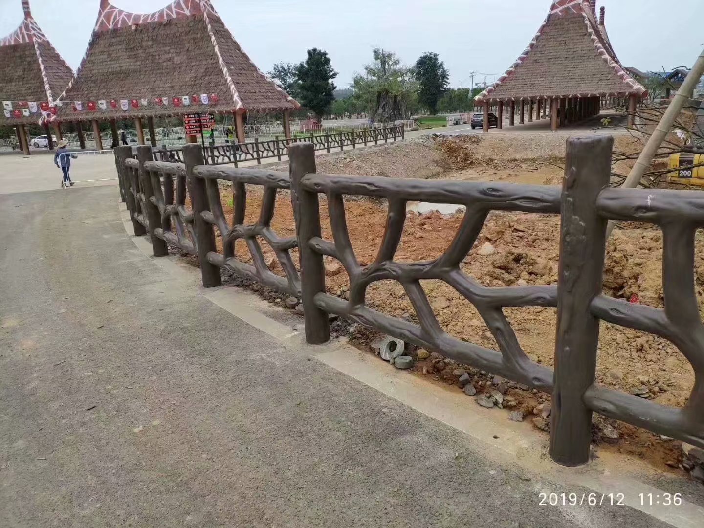 1.8米仿藤護（hù）欄 (1).jpg