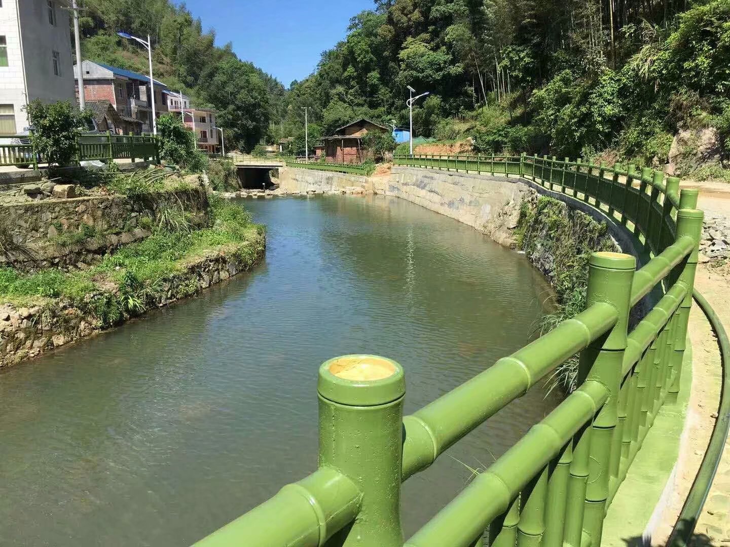 仿竹護欄 (2).jpg