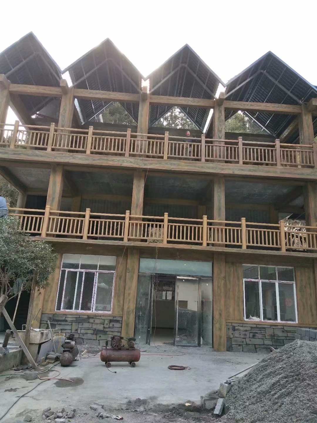 1.8米（mǐ）國標仿木護欄 (5).jpg